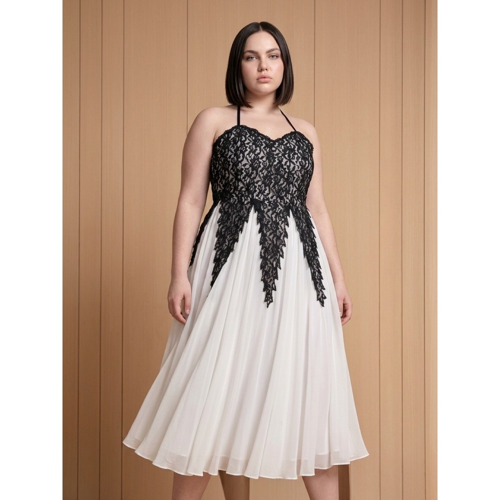 Free People Ivory/Black Floral Lace Mini Dress 8 Sweetheart Sleeveless Lined